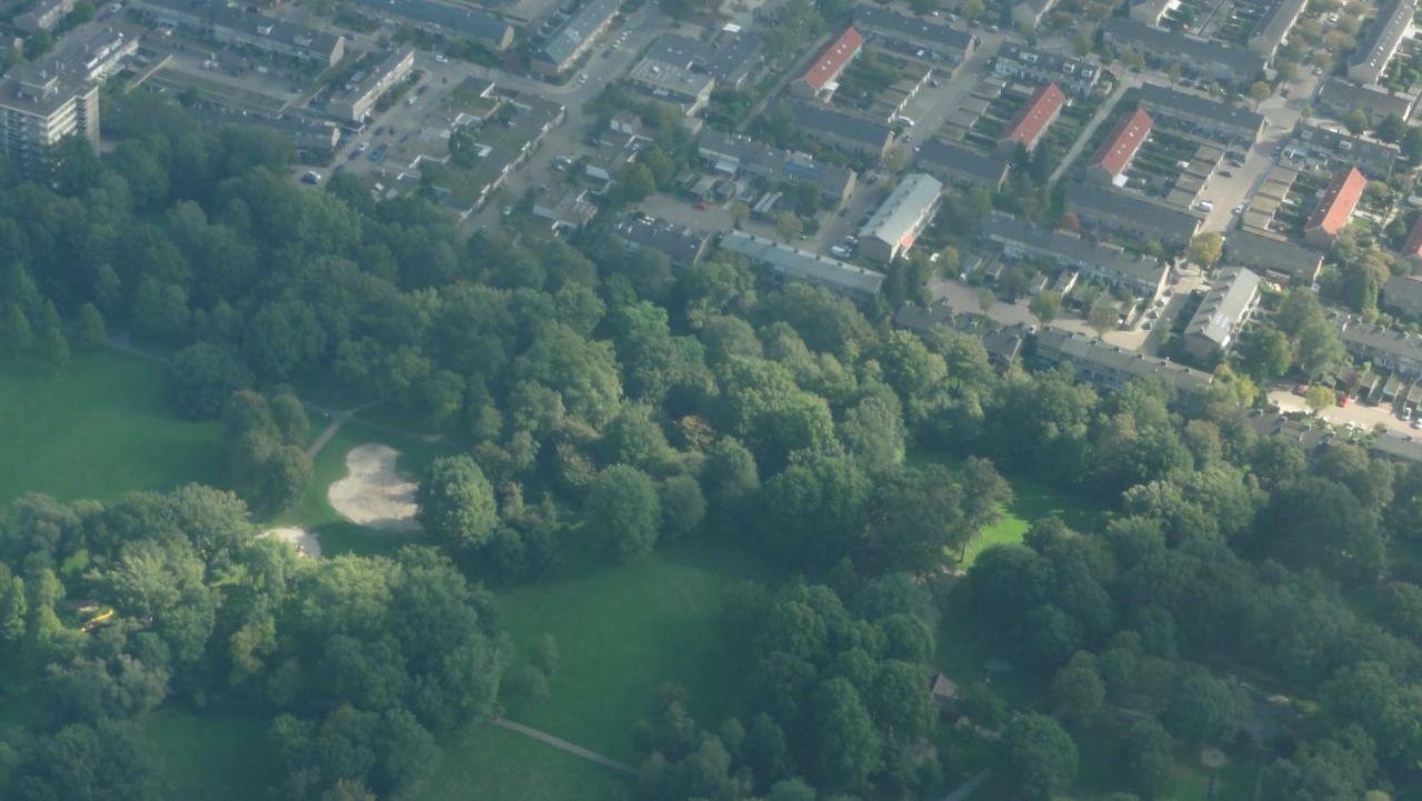 B&B Aan Het Park Αϊντχόφεν Εξωτερικό φωτογραφία